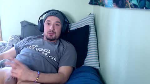 yobleez online show from February 18, 2026, 6:04 pm