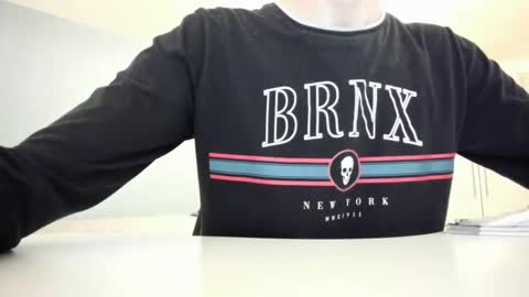 yoda130305 online show from December 7, 2024, 3:41 pm