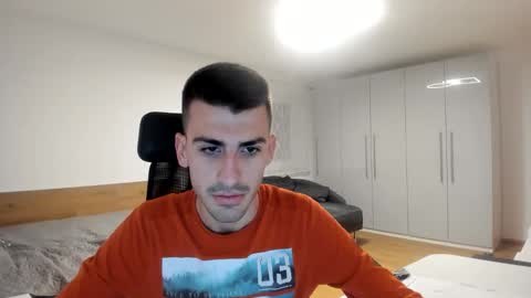 yoda130305 online show from October 27, 2025, 8:24 pm