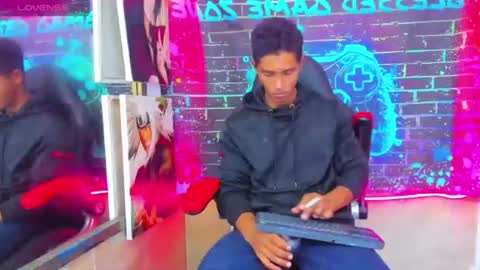 Snapshot of yoel_blessed chatting on June 15, 2026, 11:12 am Yoel online show from June 15, 2026, 11:12 am