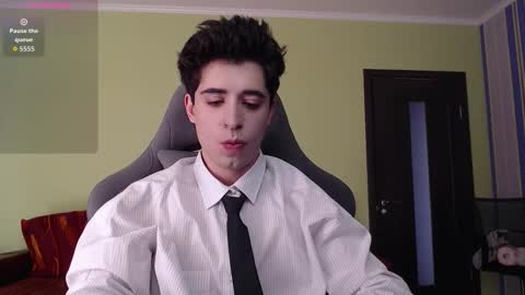 Snapshot of yofukashi chatting on October 18, 2025, 8:04 am yofukashi online show from October 18, 2025, 8:04 am