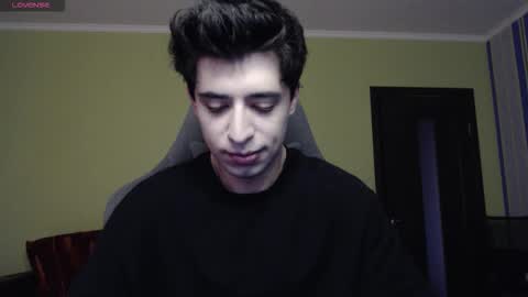 Snapshot of yofukashi chatting on October 21, 2025, 8:04 am yofukashi online show from October 21, 2025, 8:04 am