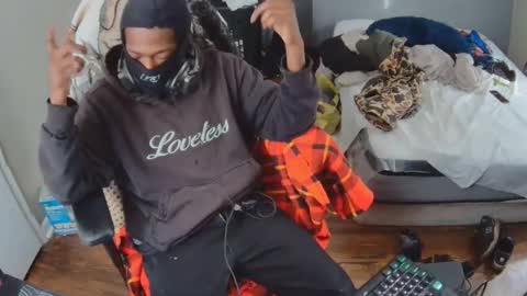 Snapshot of yokai_dreamz chatting on November 29, 2025, 3:37 pm yokai_dreamz online show from November 29, 2025, 3:37 pm