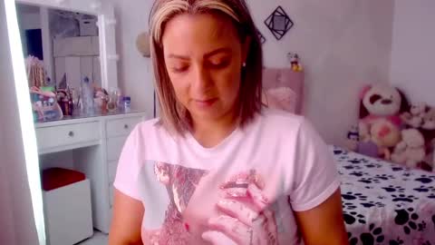 yokiko online show from December 20, 2024, 2:27 pm