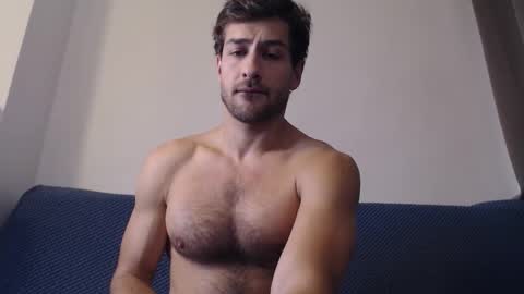 Yoooups online show from November 25, 2025, 3:34 pm