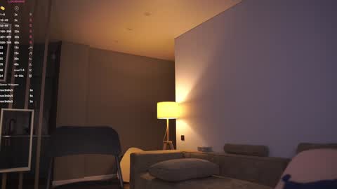 Snapshot of yoori_s chatting on January 5, 2025, 6:13 pm Mika online show from January 5, 2025, 6:13 pm