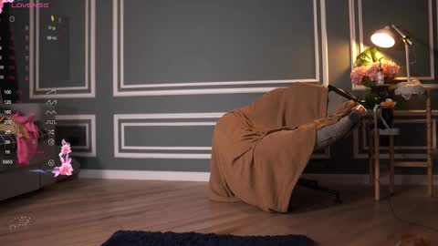 Snapshot of yoori_s chatting on January 26, 2025, 6:37 pm Mika online show from January 26, 2025, 6:37 pm