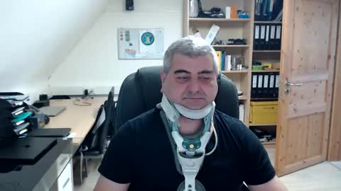 Snapshot of yoschi1976 chatting on December 8, 2024, 10:30 am yoschi1976 online show from December 8, 2024, 10:30 am