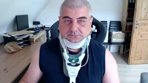 Snapshot of yoschi1976 chatting on September 28, 2025, 9:25 am yoschi1976 online show from September 28, 2025, 9:25 am