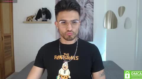 yoshy_man online show from January 26, 2025, 3:59 am