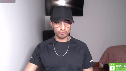 yoshy_man online show from March 12, 2026, 4:18 am