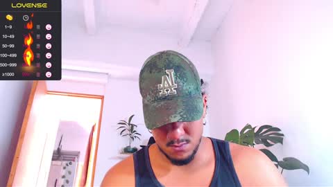 Snapshot of yosoy_enzo2020 chatting on January 17, 2025, 3:22 pm Enzo online show from January 17, 2025, 3:22 pm
