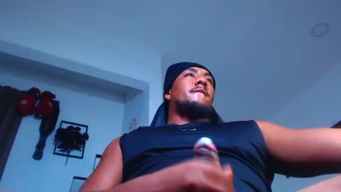 Snapshot of yosoy_enzo2020 chatting on July 23, 2026, 11:13 pm Enzo online show from July 23, 2026, 11:13 pm