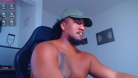 Snapshot of yosoy_enzo2020 chatting on July 26, 2026, 10:38 pm Enzo online show from July 26, 2026, 10:38 pm