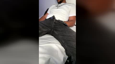 Snapshot of youbadboy222 chatting on April 7, 2026, 8:04 am youbadboy222 online show from April 7, 2026, 8:04 am