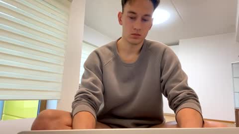 Snapshot of youcan__ chatting on March 11, 2025, 2:07 pm youcan__ online show from March 11, 2025, 2:07 pm