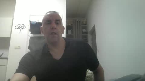 Snapshot of youdeservit chatting on March 30, 2026, 7:04 pm CrayZio online show from March 30, 2026, 7:04 pm