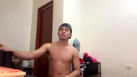 Cyrus online show from April 14, 2026, 8:37 pm