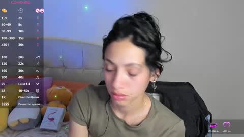 mia3 online show from December 20, 2025, 12:34 pm