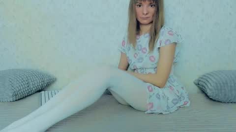 Snapshot of your_caramelka chatting on February 25, 2025, 12:24 pm Lily online show from February 25, 2025, 12:24 pm