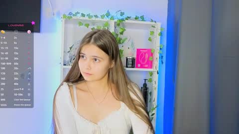 Snapshot of your_casual_vibes chatting on February 8, 2026, 6:22 pm Julia Next stream online show from February 8, 2026, 6:22 pm