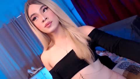 Snapshot of your_dimplecummer chatting on September 13, 2025, 6:29 pm CALL ME DIMPLE STAR xx online show from September 13, 2025, 6:29 pm