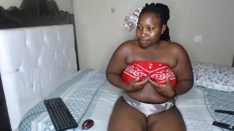 Snapshot of your_dirty_slutt chatting on November 30, 2025, 11:42 pm your_dirty_slutt online show from November 30, 2025, 11:42 pm