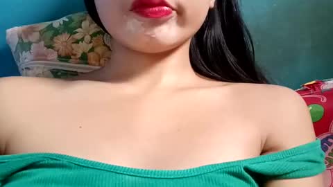 Snapshot of your_fantasy5 chatting on December 11, 2024, 1:15 am your_fantasy5 online show from December 11, 2024, 1:15 am