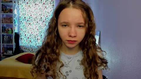 Leslie online show from September 26, 2025, 12:20 pm