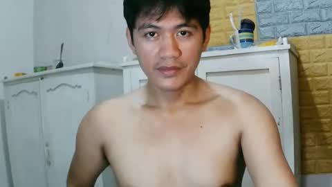 Snapshot of your_love_miaka chatting on May 16, 2026, 8:07 pm your_love_miaka online show from May 16, 2026, 8:07 pm