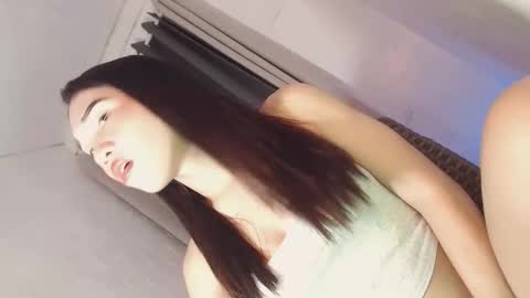 Snapshot of your_luckygirl88 chatting on October 28, 2025, 12:47 am your_luckygirl88 online show from October 28, 2025, 12:47 am