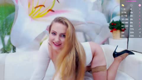 Snapshot of your_milf_lilly chatting on October 3, 2025, 6:10 am Lilly online show from October 3, 2025, 6:10 am