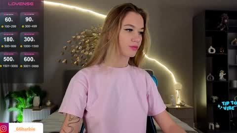 Snapshot of your_misstress chatting on December 10, 2024, 1:00 am Jessica Loyd online show from December 10, 2024, 1:00 am