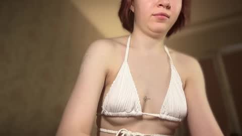 Mia online show from May 2, 2026, 6:51 am