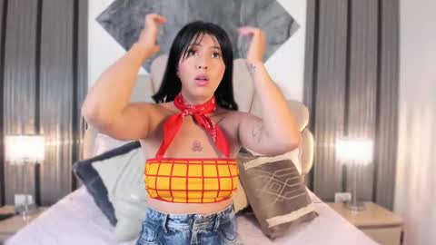 Snapshot of your_slutty_doll_ chatting on October 4, 2025, 11:30 am Danna online show from October 4, 2025, 11:30 am