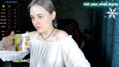 Molly online show from December 21, 2025, 2:08 am