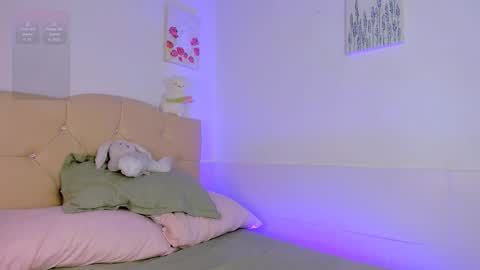 Snapshot of your_steff chatting on October 1, 2025, 5:41 pm your_steff online show from October 1, 2025, 5:41 pm