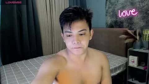 yourasian_bradley online show from February 8, 2026, 2:26 am