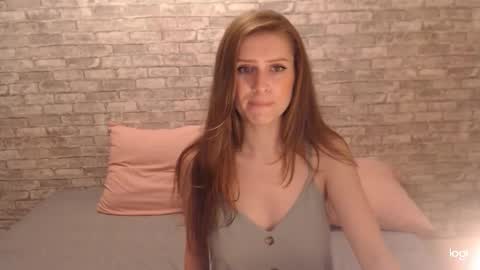 Sasha FOLLOW ME   online show from September 25, 2025, 2:48 am