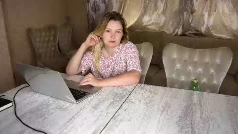 yourbabyhanna online show from July 7, 2026, 6:05 am