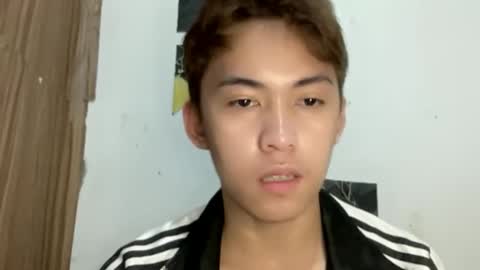 Snapshot of yourcummer_april chatting on June 1, 2026, 5:53 am April online show from June 1, 2026, 5:53 am