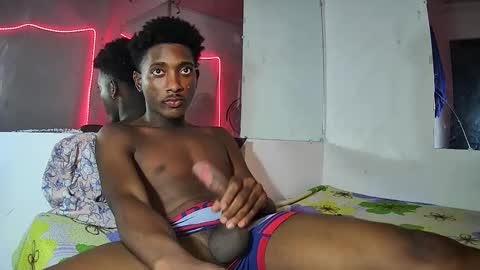 Yourdaddy2005 online show from February 26, 2026, 7:29 am