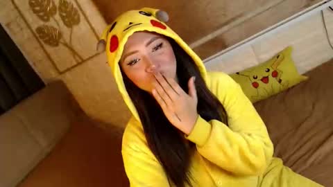 JEN  online show from February 18, 2026, 10:00 am