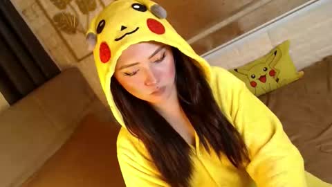 JEN  online show from February 22, 2026, 1:31 pm