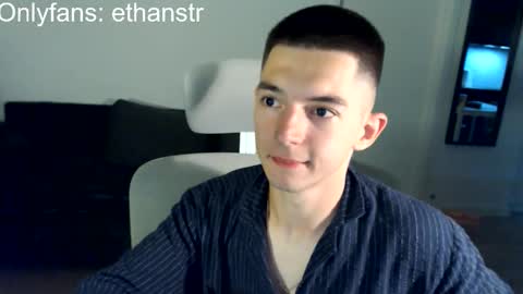 Snapshot of yourethan chatting on September 23, 2025, 7:06 pm yourethan online show from September 23, 2025, 7:06 pm