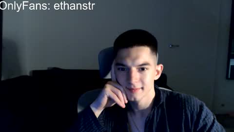 Snapshot of yourethan chatting on October 11, 2025, 9:35 pm yourethan online show from October 11, 2025, 9:35 pm