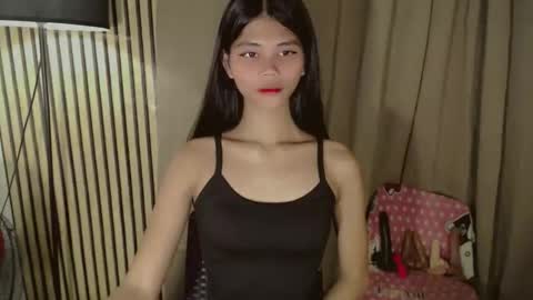 Vivian online show from February 16, 2026, 11:56 pm