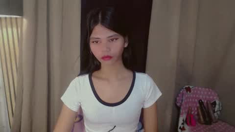 Snapshot of yourfavoratevivian chatting on March 17, 2026, 11:08 pm Vivian online show from March 17, 2026, 11:08 pm