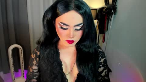  not into STINGY and CHEAP people online show from November 27, 2025, 9:50 pm