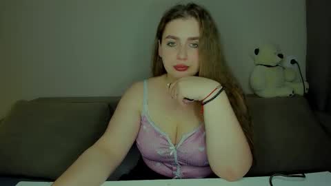 yourgem__ online show from March 14, 2026, 4:23 pm